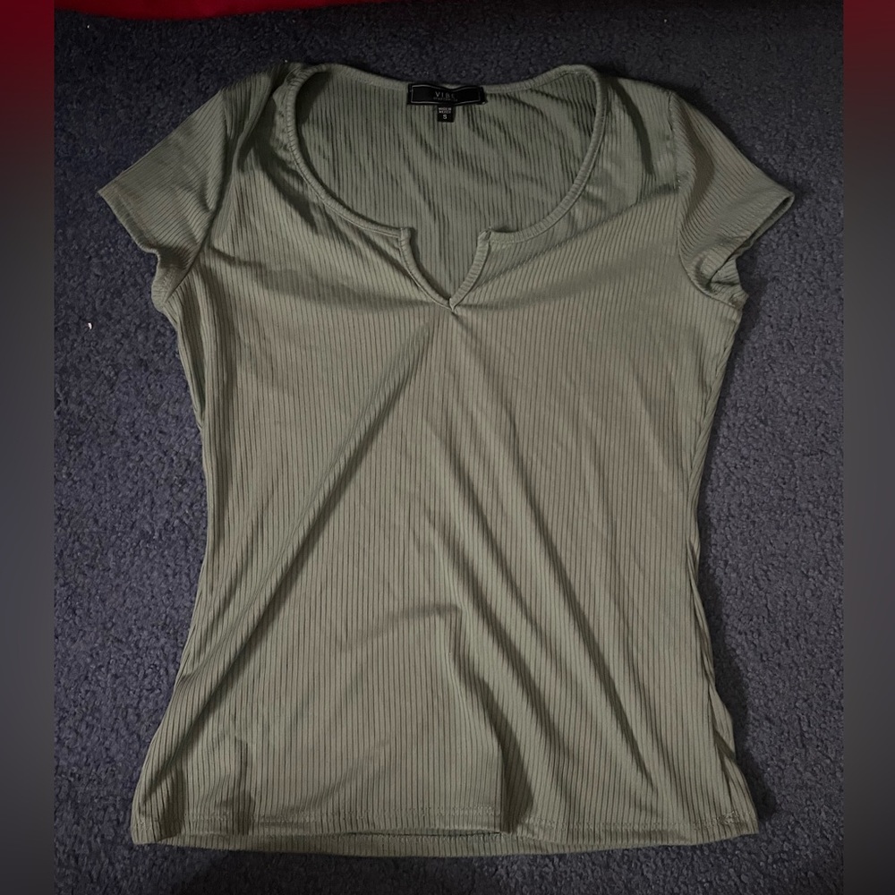 Vibe Green Fitted Short Sleeve T-Shirt